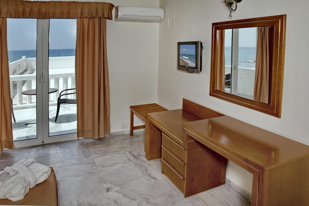 Jo An Beach Hotel อาเดเลียโนส กัมโปส ภายนอก รูปภาพ