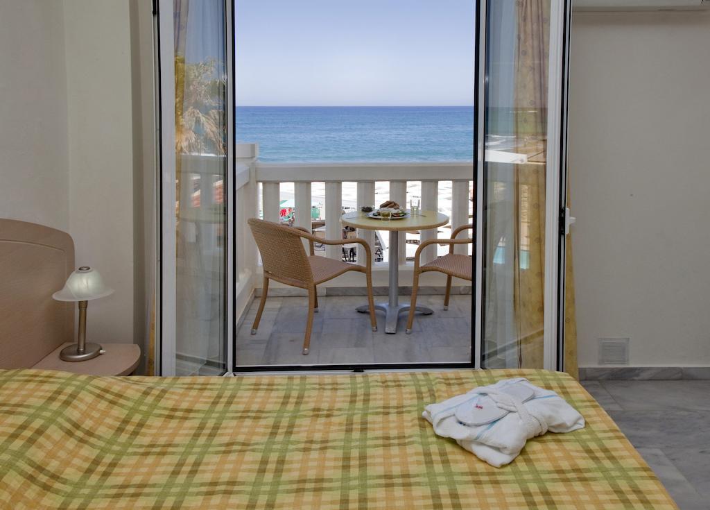 Jo An Beach Hotel อาเดเลียโนส กัมโปส ภายนอก รูปภาพ